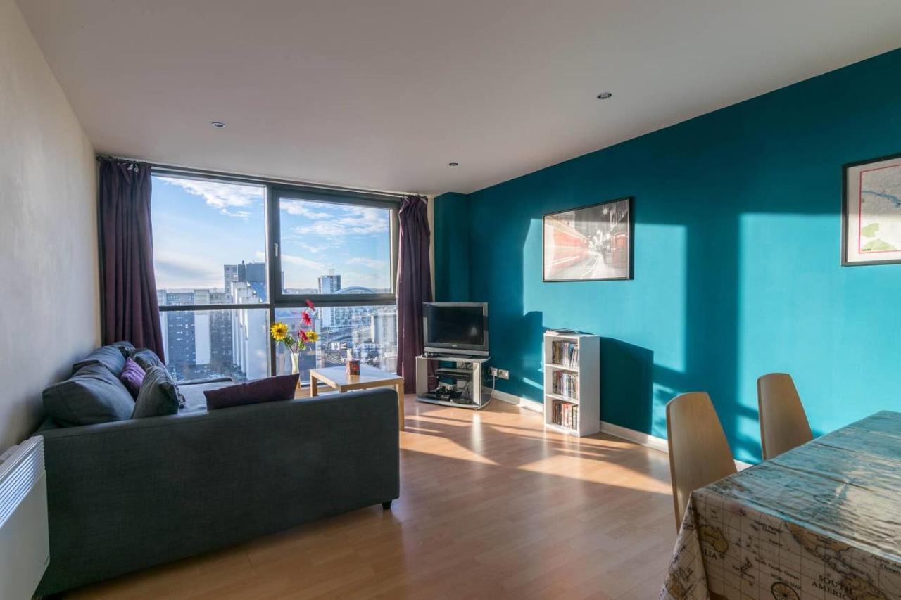 Modern 2 Bed Apartment, Next To Hydro And Secc! Glasgow Exterior foto